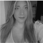 Profesora de inglés y español con varios años de experiencia.